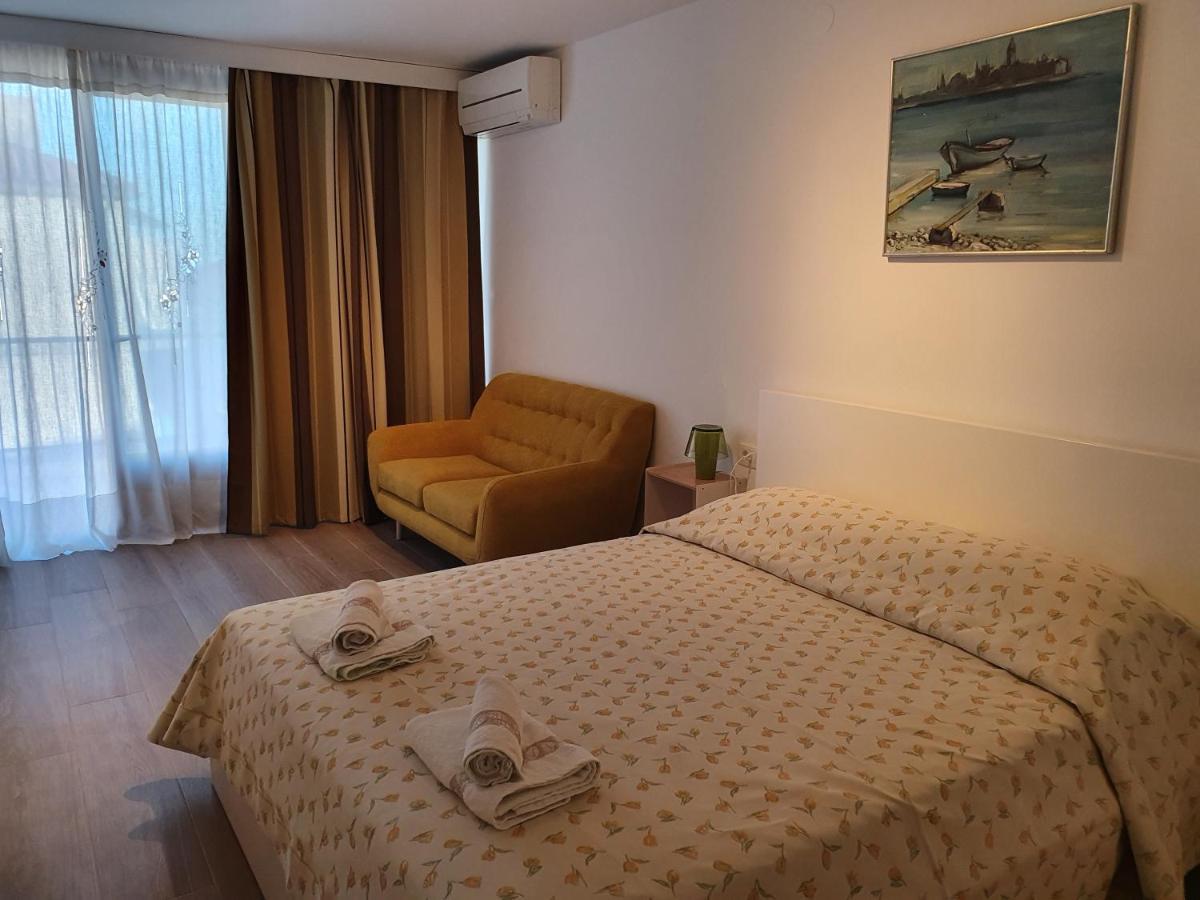 Apartment Sincic Novigrad  Exterior photo